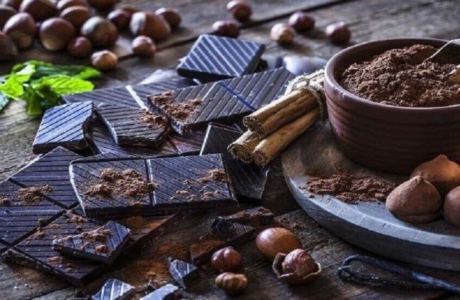 خبراء تغذية يفاجئون الجميع: الشوكولاتة ليست عدوًا للصحة.. بل لها فوائد مذهلة! خبراء تغذية يفاجئون الجميع: الشوكولاتة ليست عدوًا للصحة.. بل لها فوائد مذهلة!
