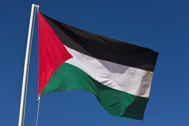 الخارجية الفلسطينية تنفي الأنباء عن لقاءات فلسطينية إسرائيلية في بروكسل الخارجية الفلسطينية تنفي الأنباء عن لقاءات فلسطينية إسرائيلية في بروكسل