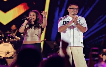 ترقب واسع لحفل عمرو دياب في العلمين.. هل يظهر عبد الله وجنا على المسرح؟