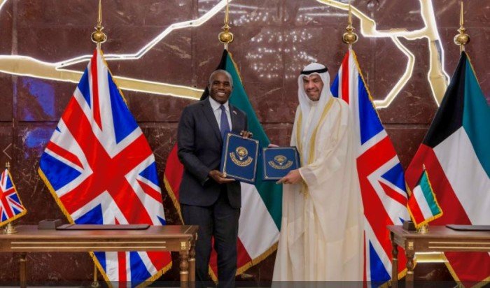 الكويت وبريطانيا تعقدان الجولة الثانية من الحوار الاستراتيجي وتوقعان ثلاث اتفاقيات محورية الكويت وبريطانيا تعقدان الجولة الثانية من الحوار الاستراتيجي وتوقعان ثلاث اتفاقيات محورية