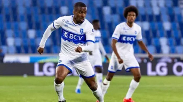 الزمالك يبحث عن مهاجم جديد بعد فشل صفقة اوكو الزمالك يبحث عن مهاجم جديد بعد فشل صفقة اوكو