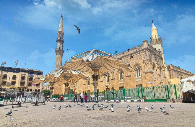 مصر.. إغلاق ضريح الإمام الحسين في ذكرى عاشوراء لأسباب تنظيمية وصيانة دورية مصر.. إغلاق ضريح الإمام الحسين في ذكرى عاشوراء لأسباب تنظيمية وصيانة دورية