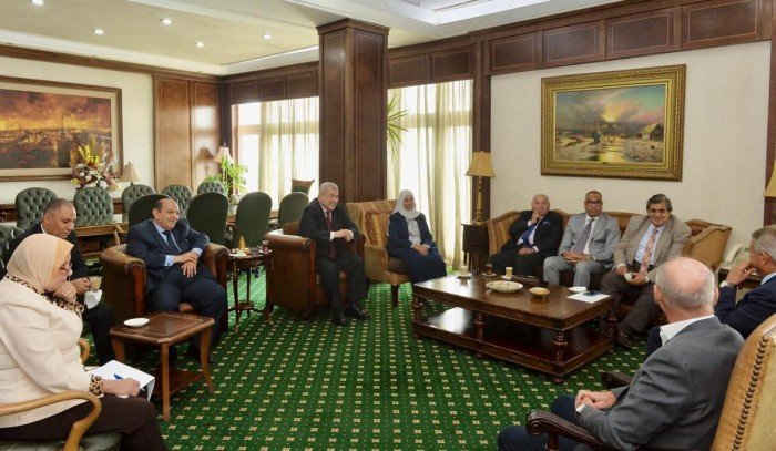رئيس الأعلى للإعلام يلتقي لجنة ضبط أداء الإعلام الرياضي بتشكيلها الجديد رئيس الأعلى للإعلام يلتقي لجنة ضبط أداء الإعلام الرياضي بتشكيلها الجديد