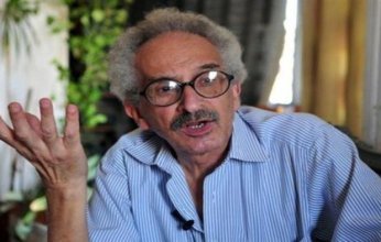 وزير الثقافة يكشف تطورات الحالة الصحية لـ صنع الله إبراهيم بعد نقله إلى معهد ناصر