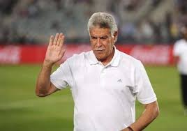 وفد من مجلس الزمالك يزور حسن شحاتة بعد تعرضه لوعكة صحية وفد من مجلس الزمالك يزور حسن شحاتة بعد تعرضه لوعكة صحية