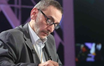 جوزيف عون يمنح الفنان الراحل "زياد الرحباني" وسام الأرز الوطني