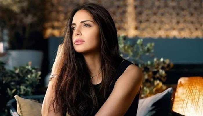 آمال ماهر تفاجئ الجمهور بأغنيتها الجديدة أنا «نمبر وان».. ما قصتها؟ آمال ماهر تفاجئ الجمهور بأغنيتها الجديدة أنا «نمبر وان».. ما قصتها؟