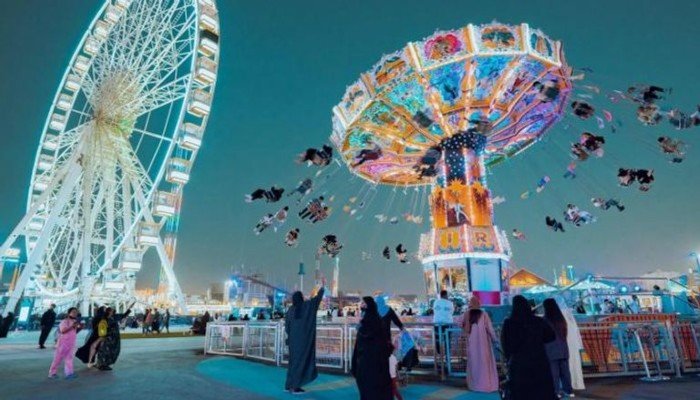 مهرجان الرياض للكوميديا 2025 ينطلق بمشاركة عالمية ونكهة سعودية مهرجان الرياض للكوميديا 2025 ينطلق بمشاركة عالمية ونكهة سعودية