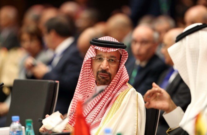 وفد سعودي رفيع المستوى يصل إلى دمشق لتعزيز التعاون الاقتصادي وفد سعودي رفيع المستوى يصل إلى دمشق لتعزيز التعاون الاقتصادي