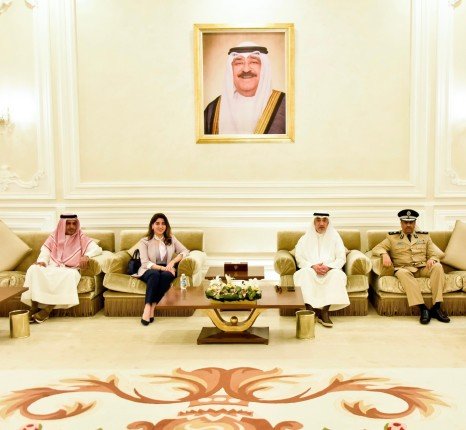 الكويت.. النائب الأول لرئيس مجلس الوزراء ووزير الداخلية يتوجه إلى لبنان في زيارة رسمية الكويت.. النائب الأول لرئيس مجلس الوزراء ووزير الداخلية يتوجه إلى لبنان في زيارة رسمية
