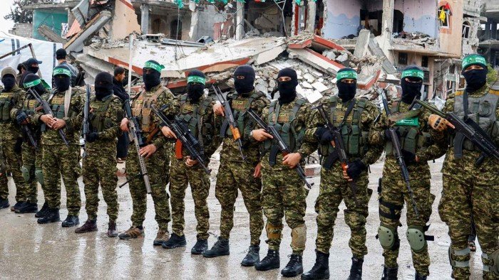 إجماع فلسطيني على رد "حماس" بشأن اتفاق التهدئة: دعم وطني مشروط بوقف العدوان وضمانات إنسانية إجماع فلسطيني على رد "حماس" بشأن اتفاق التهدئة: دعم وطني مشروط بوقف العدوان وضمانات إنسانية