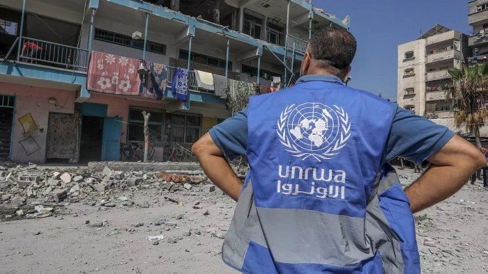 فلسطين تدعو المجتمع الدولي للوفاء بالتزاماته تجاه موازنة "الأونروا" فلسطين تدعو المجتمع الدولي للوفاء بالتزاماته تجاه موازنة "الأونروا"