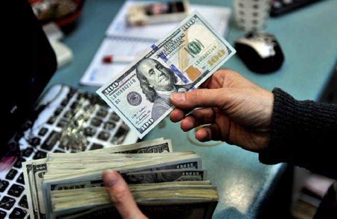 مصر تسدد مستحقات شركات النفط الاجنبيه مصر تسدد مستحقات شركات النفط الاجنبيه