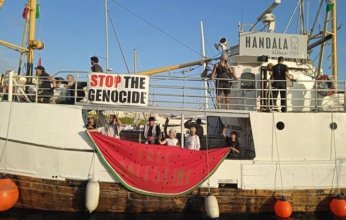 فقدان الاتصال بالسفينة "حنظلة" خلال رحلتها لكسر الحصار عن غزة