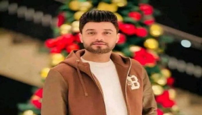 وصية المطرب أحمد عامر تُشعل السوشيال ميديا.. حذف أغانيه بعد الوفاة يُثير الجدل بين الفنانين والجمهور وصية المطرب أحمد عامر تُشعل السوشيال ميديا.. حذف أغانيه بعد الوفاة يُثير الجدل بين الفنانين والجمهور