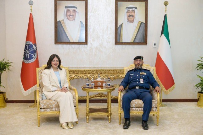 (قوة الإطفاء) وبلدية الكويت تبحثان تسريع إنجاز المشاريع الحيوية وتسهيل إجراءات التراخيص (قوة الإطفاء) وبلدية الكويت تبحثان تسريع إنجاز المشاريع الحيوية وتسهيل إجراءات التراخيص