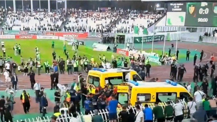 بعد حادث المولودية.. 3 قرارات عاجلة من الاتحاد الجزائري بعد حادث المولودية.. 3 قرارات عاجلة من الاتحاد الجزائري