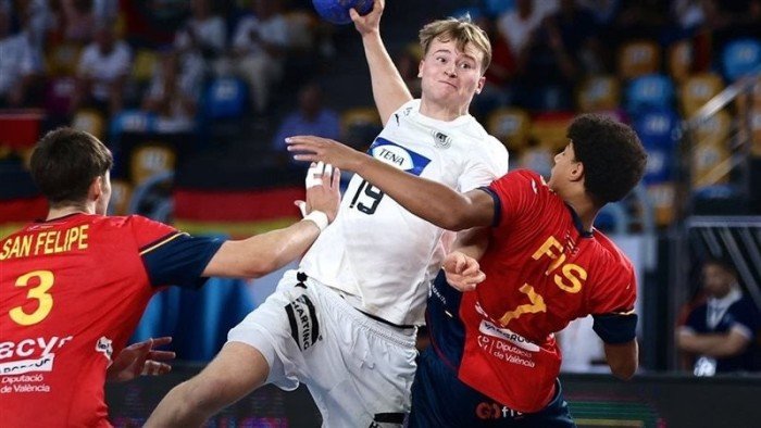 منتخب ألمانيا يتوج ببطولة العالم لكرة اليد تحت 19 عامًا منتخب ألمانيا يتوج ببطولة العالم لكرة اليد تحت 19 عامًا