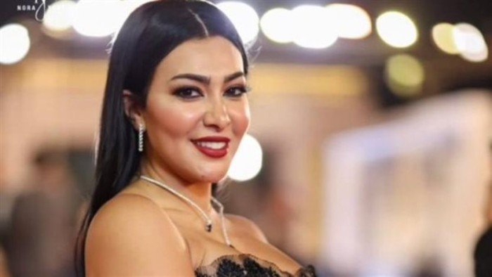 شاهد.. ميرهان حسين تبهر متابعيها بإطلالة ساحرة عبر إنستجرام شاهد.. ميرهان حسين تبهر متابعيها بإطلالة ساحرة عبر إنستجرام
