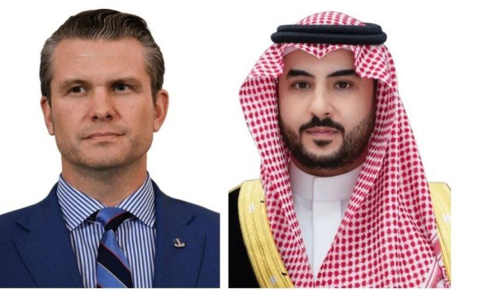 السعودية وأمريكا تبحثان جهود تحقيق الأمن والاستقرار في المنطقة والعالم السعودية وأمريكا تبحثان جهود تحقيق الأمن والاستقرار في المنطقة والعالم