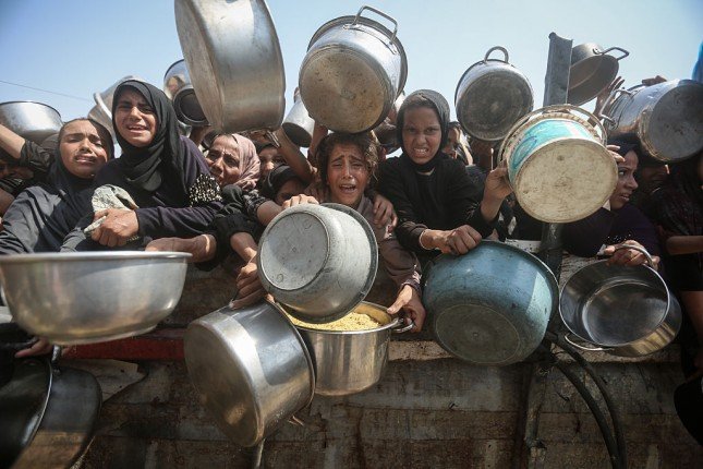 إسرائيل تجدد نفي المجاعة في غزة وتتهم حماس بتضليل الرأي العام إسرائيل تجدد نفي المجاعة في غزة وتتهم حماس بتضليل الرأي العام