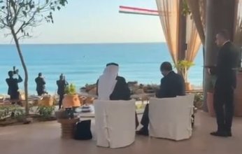 بالفيديو.. الرئيس السيسي ونظيره الإماراتي يتناولان الإفطار على شاطئ البحر في مدينة العلمين الجديدة