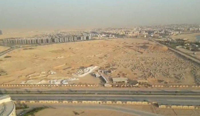 وزارة الإسكان تكشف أسباب وكواليس قرار سحب أرض نادي الزمالك وزارة الإسكان تكشف أسباب وكواليس قرار سحب أرض نادي الزمالك