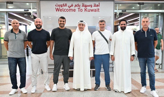 البرتغالي هوليو سوزا يصل الكويت لبدء مهمته مع "الأزرق" البرتغالي هوليو سوزا يصل الكويت لبدء مهمته مع "الأزرق"