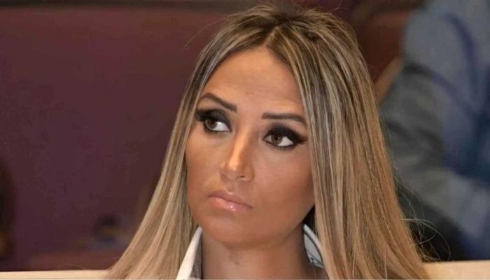 الفنانة ياسمين غيث.. حفيدة عبد الله غيث التي حوّلت وجع السرطان إلى رسالة أمل وحياة الفنانة ياسمين غيث.. حفيدة عبد الله غيث التي حوّلت وجع السرطان إلى رسالة أمل وحياة