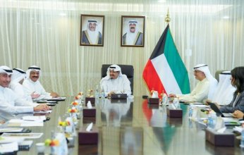 رئيس الوزراء الكويتي: تسريع وتيرة العمل للاستفادة من الإطارات المستعملة