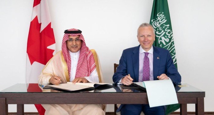 السعودية وكندا توقعان مذكرة تفاهم لتعزيز المشاورات السياسية السعودية وكندا توقعان مذكرة تفاهم لتعزيز المشاورات السياسية