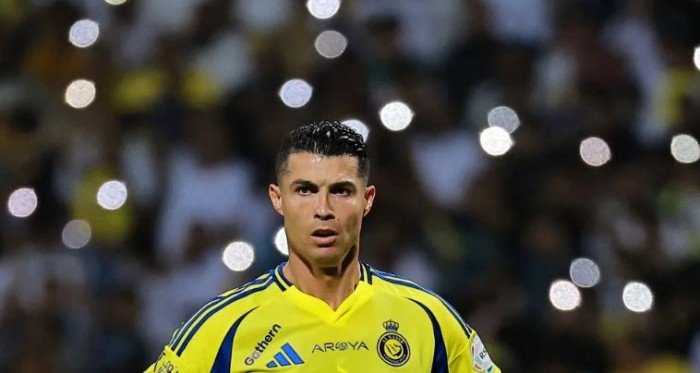 رونالدو يسعى لضم نجم مارسيليا إلى النصر السعودي رونالدو يسعى لضم نجم مارسيليا إلى النصر السعودي