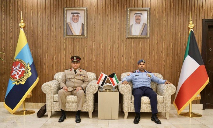 الكويت.. نائب رئيس الأركان العامة للجيش يبحث مع وفد عسكري مصري موضوعات مشتركة الكويت.. نائب رئيس الأركان العامة للجيش يبحث مع وفد عسكري مصري موضوعات مشتركة
