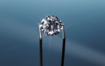 ابتكار جهاز من الماس لتتبع الخلايا السرطانية دون الحاجة إلى مواد مشعة