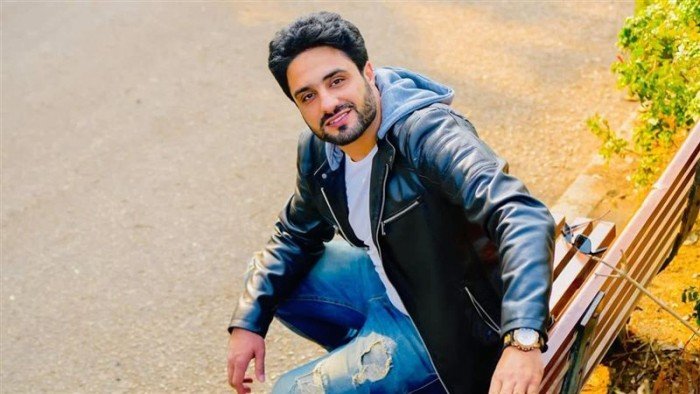 رحيل الفنان بهاء الخطيب عن عمر 41 عامًا.. ماذا نعرف عنه؟ رحيل الفنان بهاء الخطيب عن عمر 41 عامًا.. ماذا نعرف عنه؟