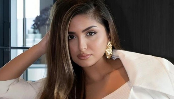 حلا الترك تُغني لفيروز وتخوض مغامرة سينمائية جديدة من بيروت.. ما القصة؟ حلا الترك تُغني لفيروز وتخوض مغامرة سينمائية جديدة من بيروت.. ما القصة؟