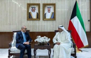 وزير الخارجية الكويتي يستقبل السفير العراقي لدى البلاد