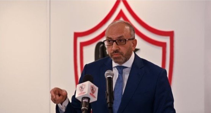 أمين صندوق الزمالك: هناك أشخاص مش عاجبها إن النادي بدأ يقف على رجله أمين صندوق الزمالك: هناك أشخاص مش عاجبها إن النادي بدأ يقف على رجله