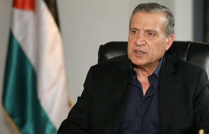 الرئاسة الفلسطينية تدين مصادقة الاحتلال الإسرائيلي على بناء 3400 وحدة استيطانية جديدة بالضفة الغربية الرئاسة الفلسطينية تدين مصادقة الاحتلال الإسرائيلي على بناء 3400 وحدة استيطانية جديدة بالضفة الغربية