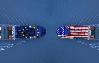 الاتحاد الأوروبي يؤجل فرض رسوم جمركية على أمريكا لمدة 6 أشهر