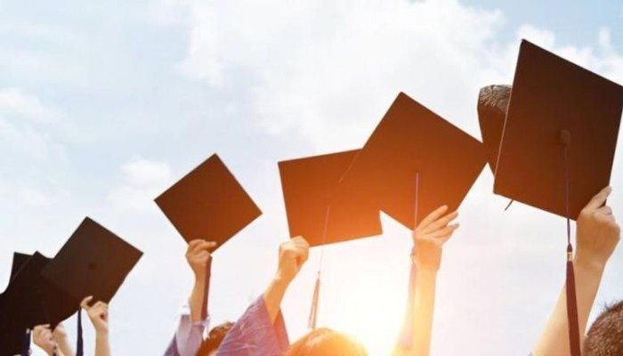 تعرف على نتائج التوجيهي 2025 في الأردن.. الموعد والخطوات والرابط الرسمي تعرف على نتائج التوجيهي 2025 في الأردن.. الموعد والخطوات والرابط الرسمي