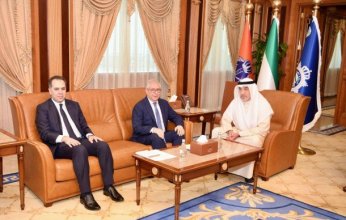 الكويت.. النائب الأول لرئيس مجلس الوزراء ووزير الداخلية يستقبل سفير مصر بمناسبة قرب انتهاء فترة عمله