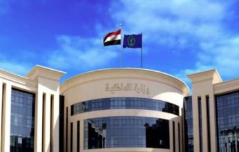 وزارة الداخلية المصرية تكشف ملابسات مشاجرة بين ضابط شرطة ومنادي سيارات