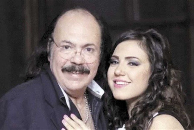 إيمي طلعت زكريا تكشف معاناة والدها الراحل.. ما التفاصيل؟ إيمي طلعت زكريا تكشف معاناة والدها الراحل.. ما التفاصيل؟