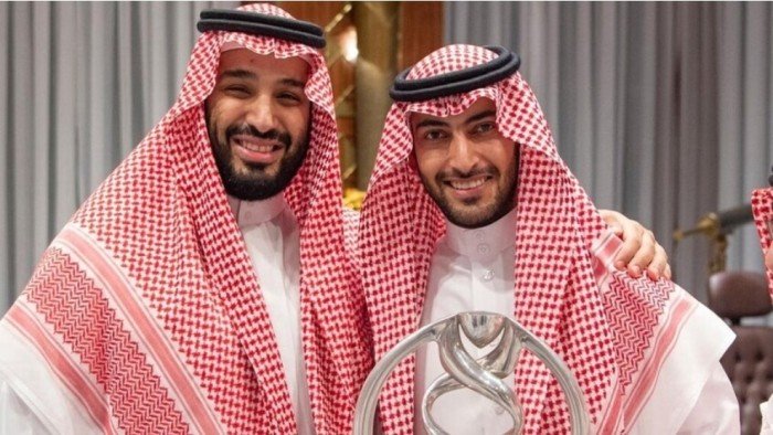 آل الشيخ يعلن رحيله عن نادي الهلال السعودي آل الشيخ يعلن رحيله عن نادي الهلال السعودي