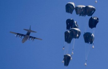الأردن ينفذ 5 إنزالات جوية للمساعدات على غزة