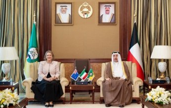 رئيس الحرس الوطني يبحث مع سفير أستراليا تعزيز العلاقات المتميزة بين البلدين