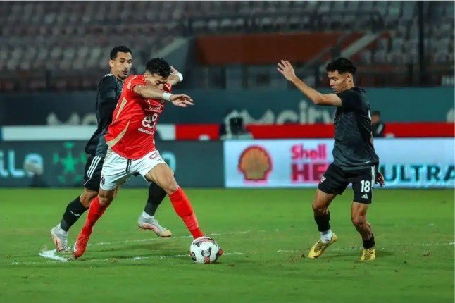 فيفا يفرض غرامة مالية على الأهلي لصالح الزمالك.. تفاصيل فيفا يفرض غرامة مالية على الأهلي لصالح الزمالك.. تفاصيل