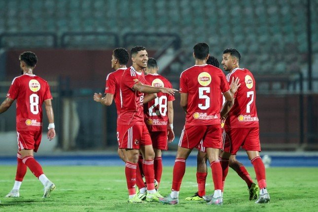 صفقات نارية للأهلي قبل انطلاق الدوري.. الأحمر يستعد بقوة للحفاظ على اللقب صفقات نارية للأهلي قبل انطلاق الدوري.. الأحمر يستعد بقوة للحفاظ على اللقب