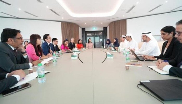 الإمارات وفيتنام تبحثان تعظيم الاستفادة من فرص «الشراكة الاقتصادية الشاملة» الإمارات وفيتنام تبحثان تعظيم الاستفادة من فرص «الشراكة الاقتصادية الشاملة»